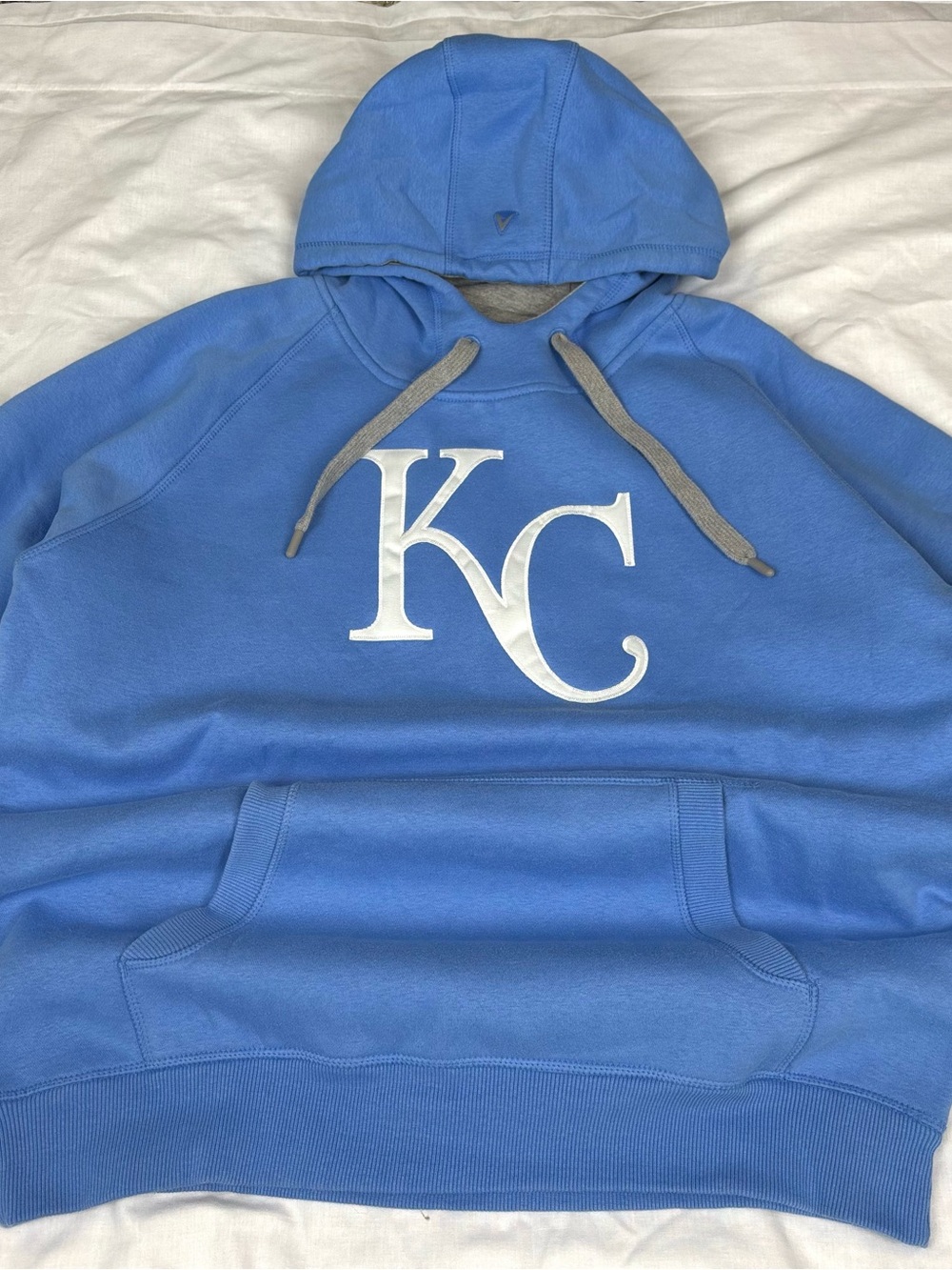 Antigua Blue Kansas City Royals Men's Hoodie with Gray Accents